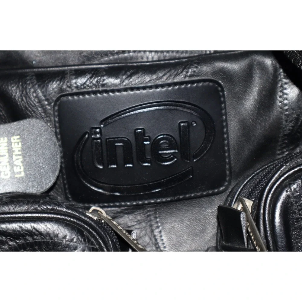 Seville Leather Shoulder Bag Black 18